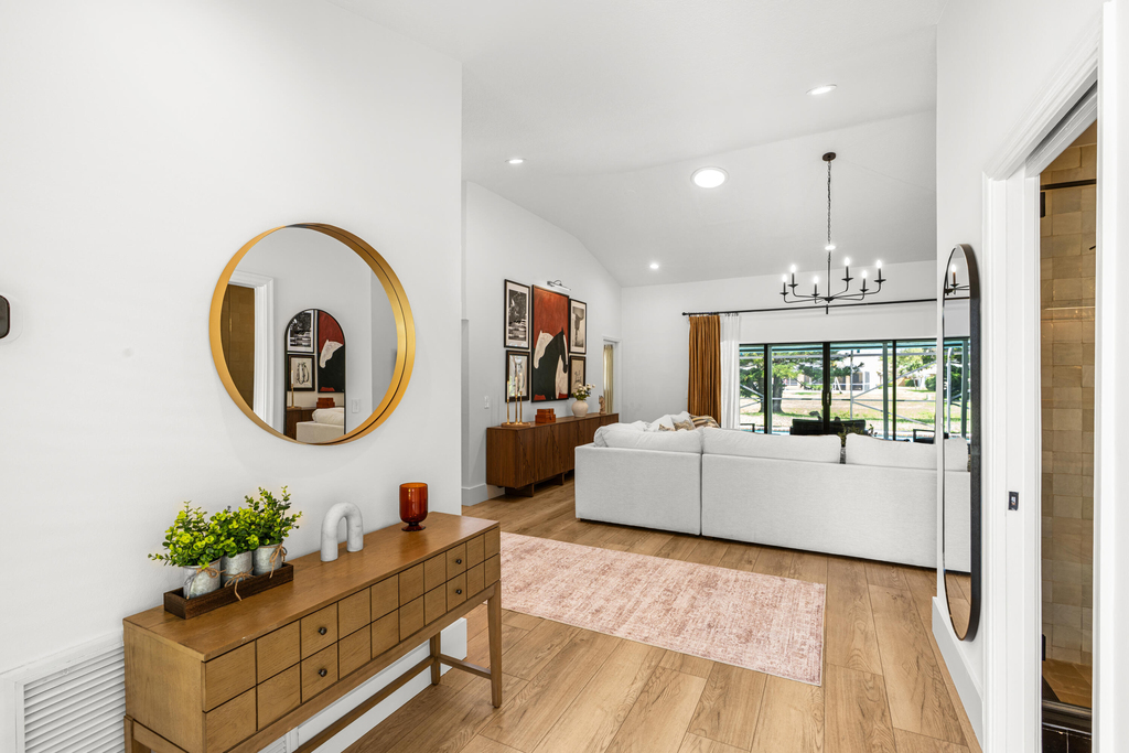 13471 Barberry Drive - Photo 4