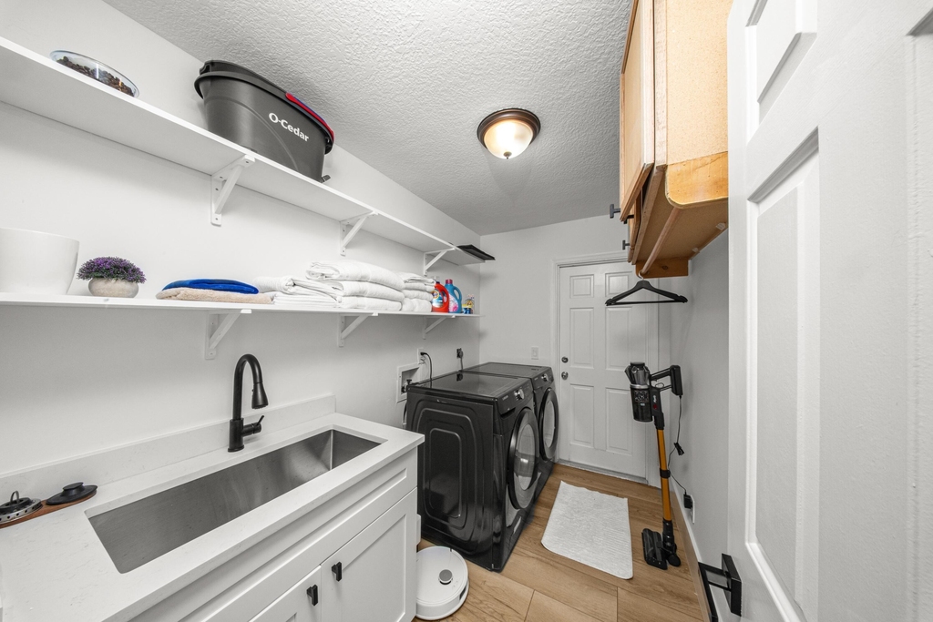13471 Barberry Drive - Photo 15