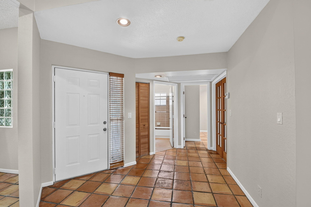 5451 Verona Drive - Photo 16
