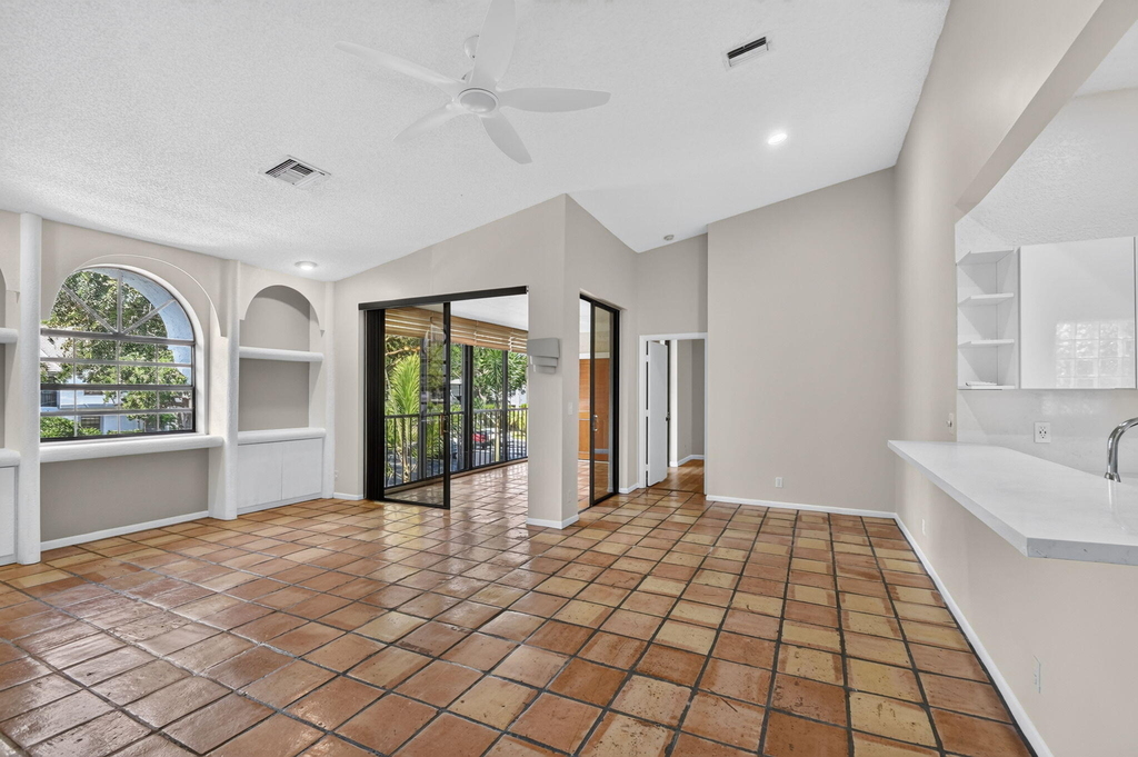 5451 Verona Drive - Photo 21