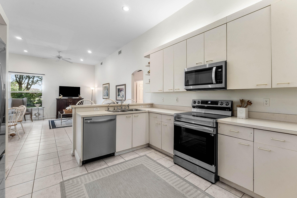 4378 Danielson Drive - Photo 16