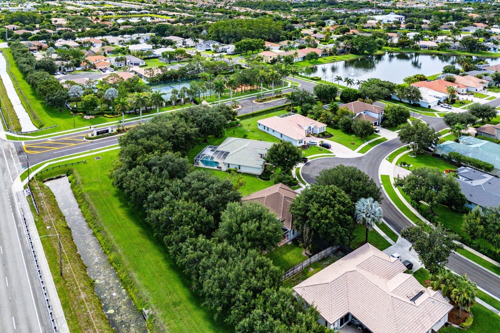 4378 Danielson Drive - Photo 40