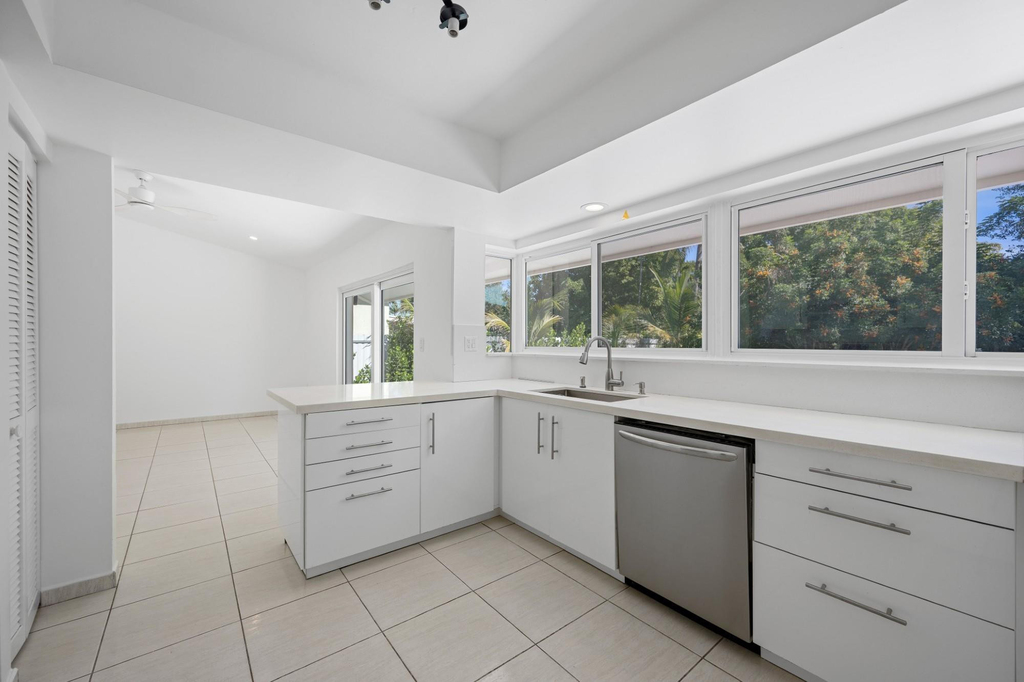 9515 Sw 118th Court - Photo 4