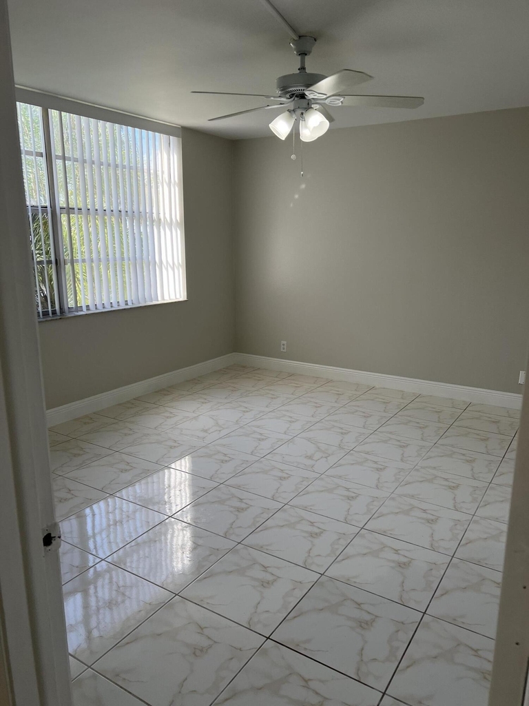 24 Abbey Lane - Photo 30