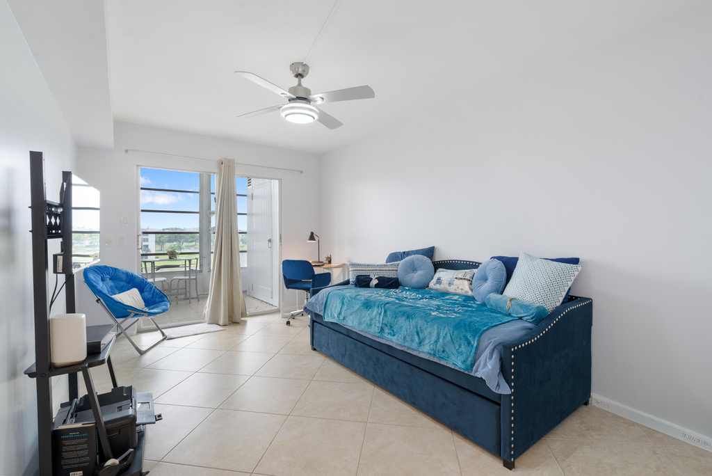 4060 Cornwall C - Photo 14