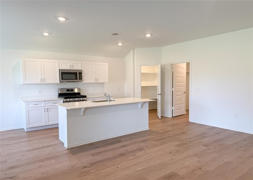 16309 Harvester Drive - Photo 3