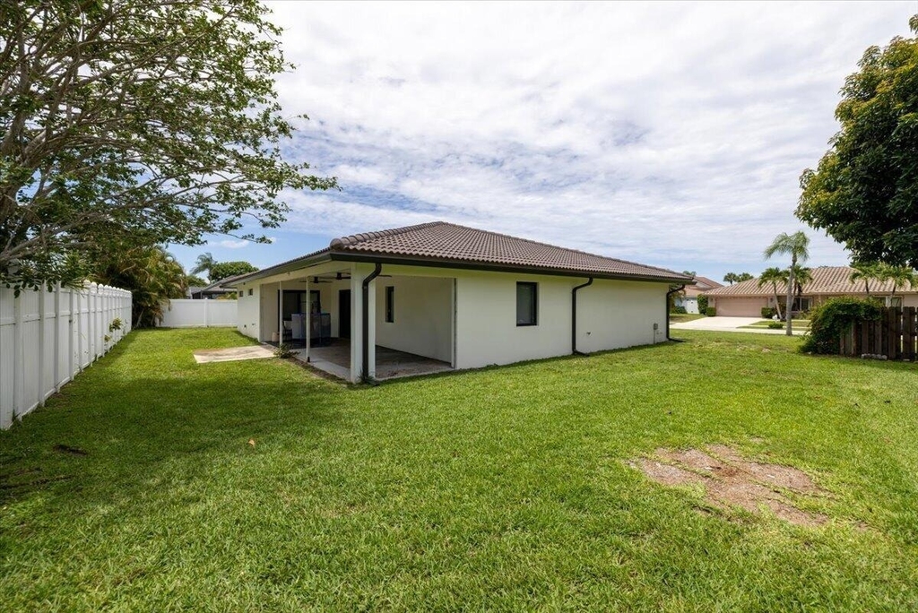 6897 Terra Tranquila Drive - Photo 3