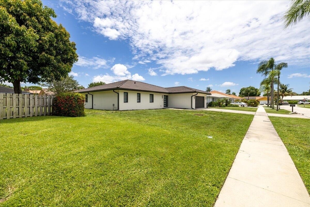 6897 Terra Tranquila Drive - Photo 34