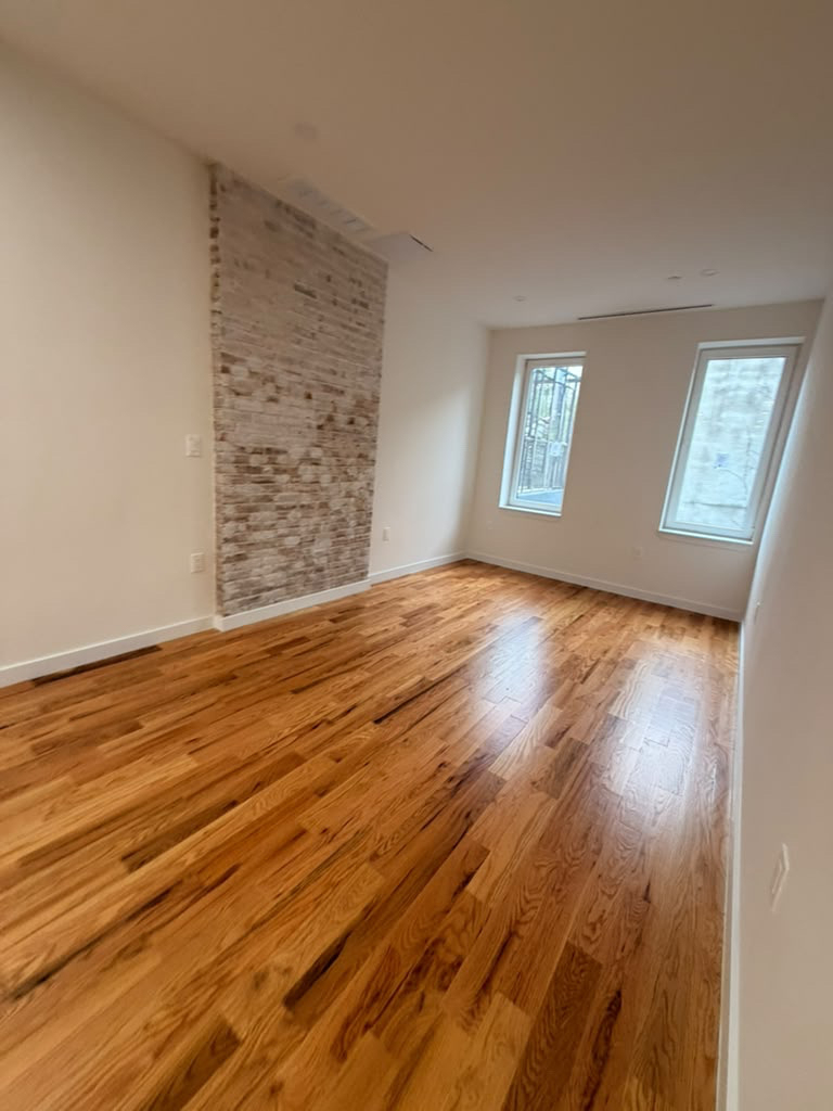 384 Chauncey Street - Photo 4