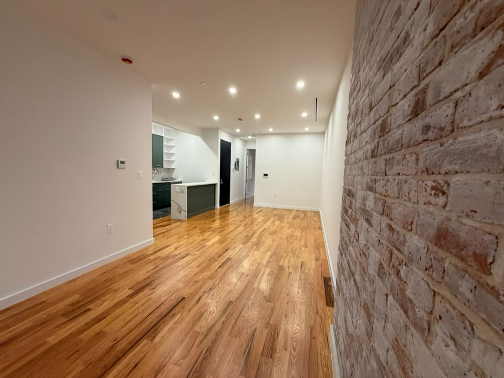 384 Chauncey Street - Photo 6