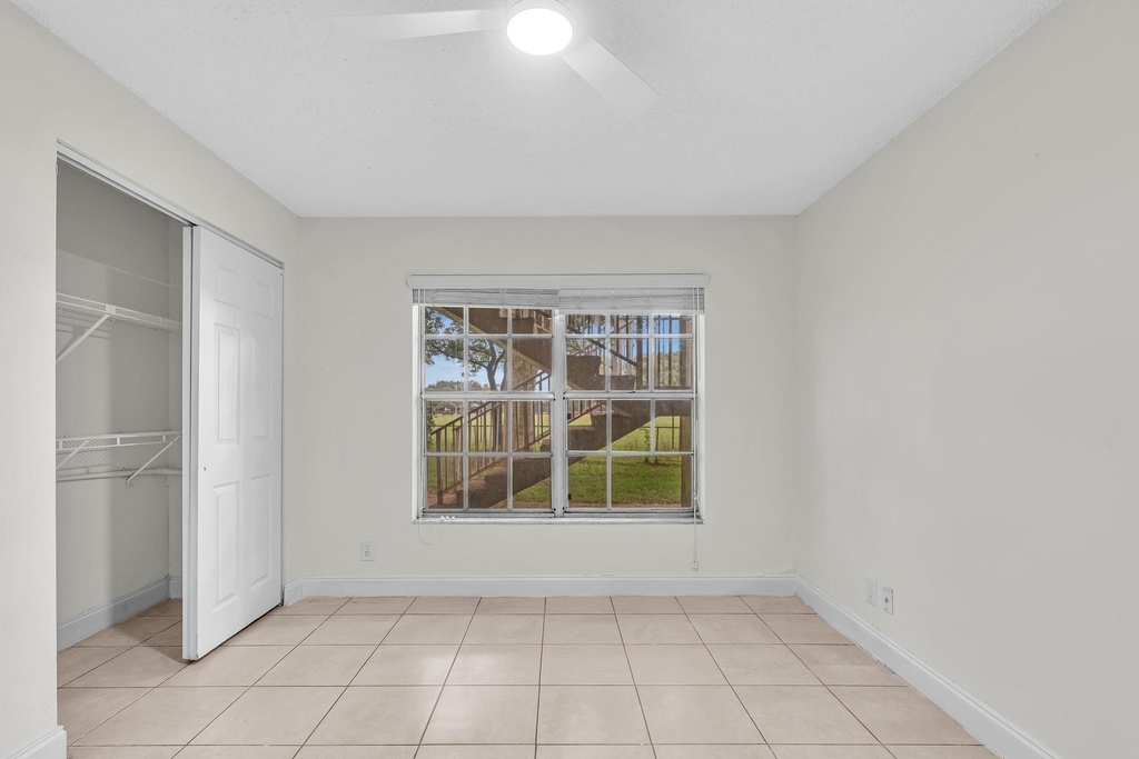 2510 Riverside Drive - Photo 25