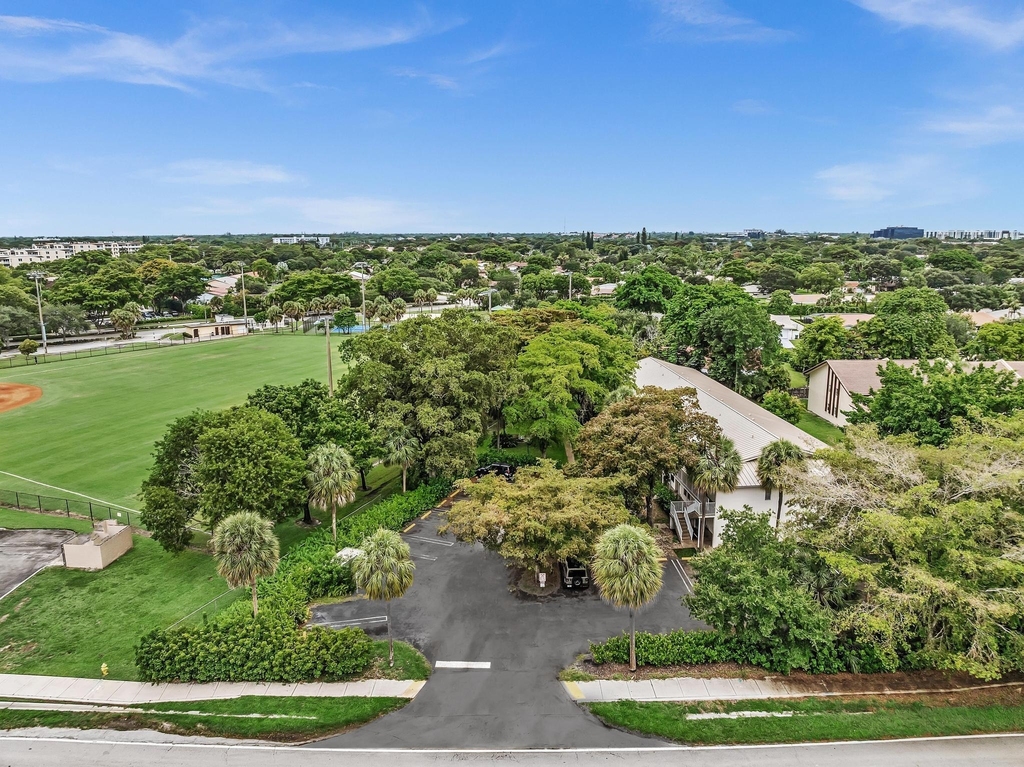 2510 Riverside Drive - Photo 42