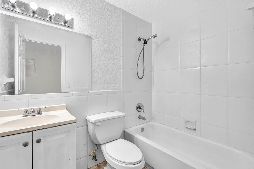 2510 Riverside Drive - Photo 31