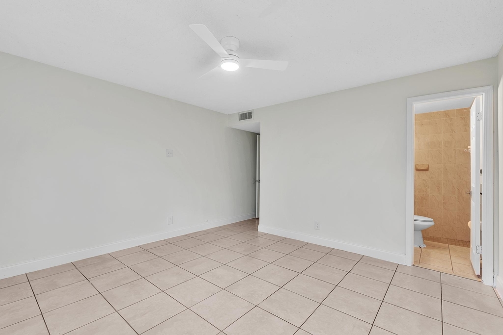 2510 Riverside Drive - Photo 37