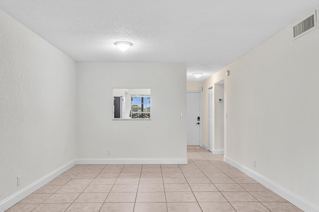 2510 Riverside Drive - Photo 20
