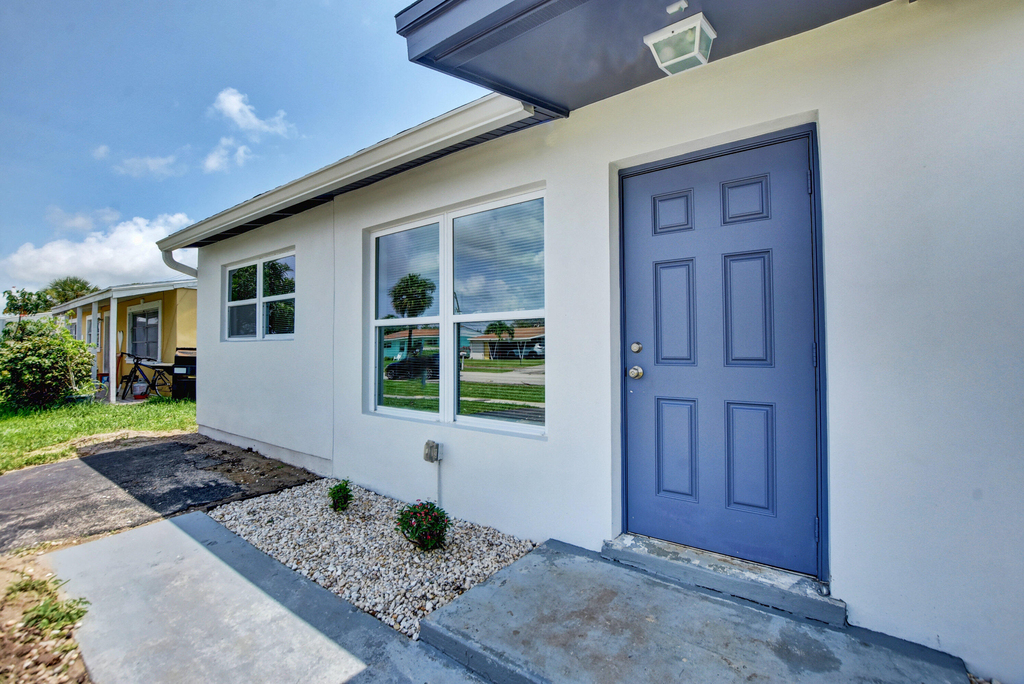 9188 Birmingham Drive - Photo 2
