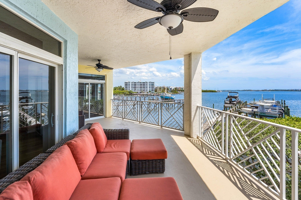 309 E Ocean Avenue - Photo 5