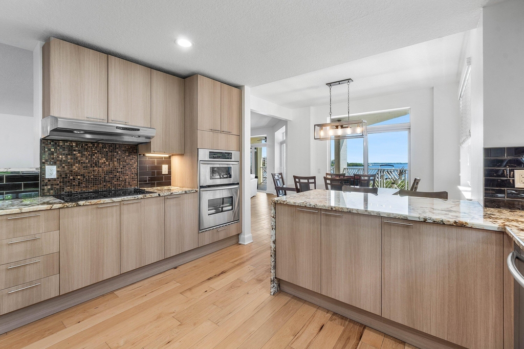 309 E Ocean Avenue - Photo 13