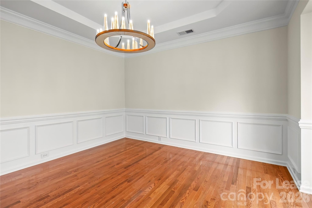 417 Armour Street - Photo 5