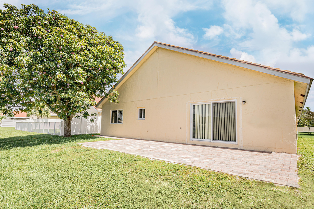 5148 Rosen Boulevard - Photo 35