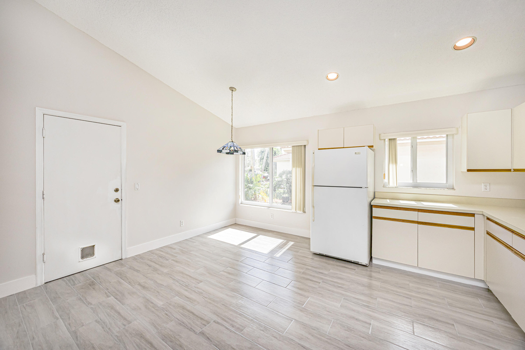 5148 Rosen Boulevard - Photo 11