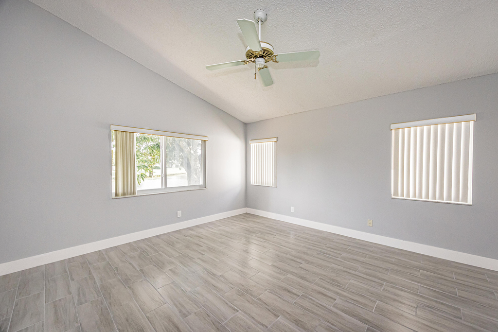 5148 Rosen Boulevard - Photo 36