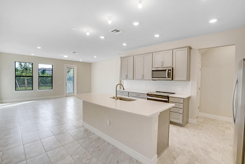 8656 Escue Street - Photo 2