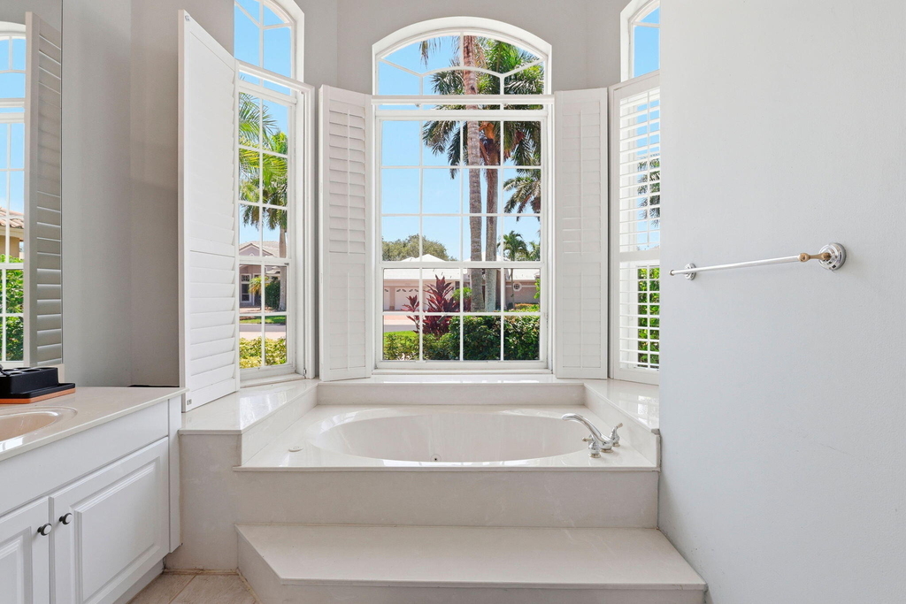 21653 Marigot Drive - Photo 24