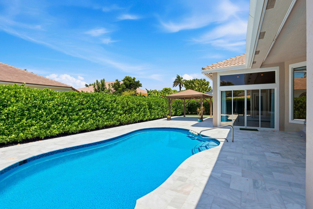 21653 Marigot Drive - Photo 17