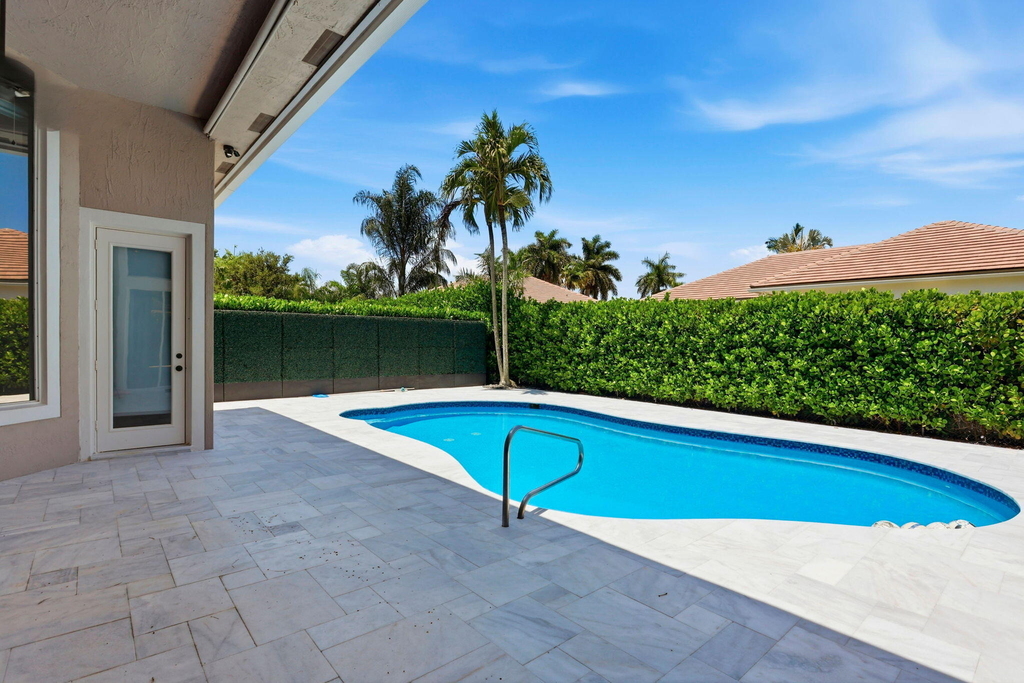 21653 Marigot Drive - Photo 9