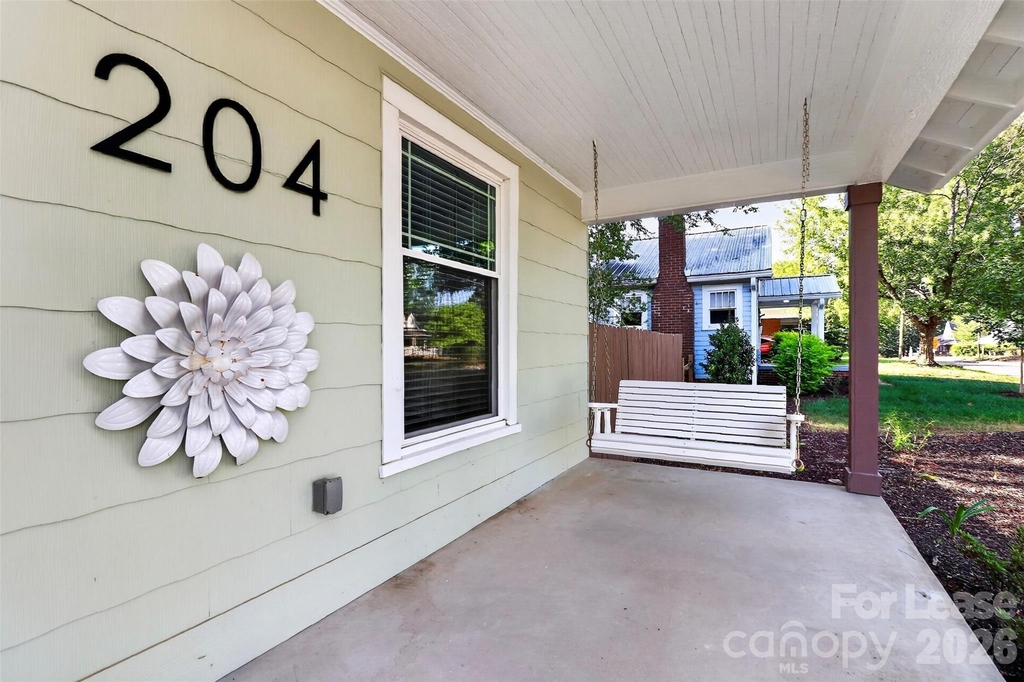 204 E Mcneely Avenue - Photo 40