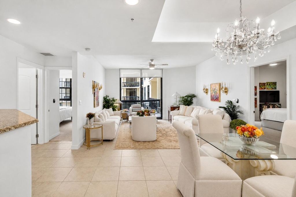 801 S Olive Avenue - Photo 5