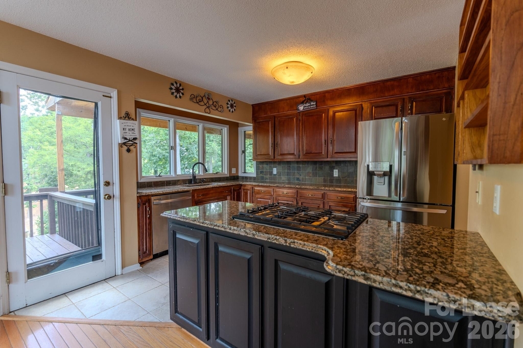 256 Greenbay Road - Photo 12