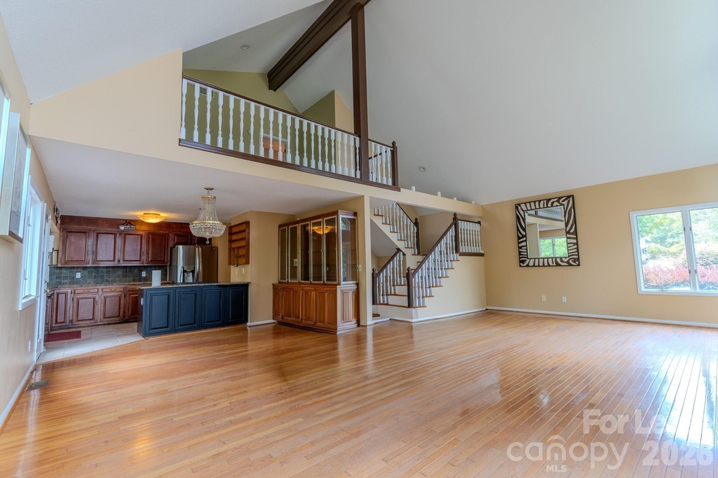 256 Greenbay Road - Photo 8
