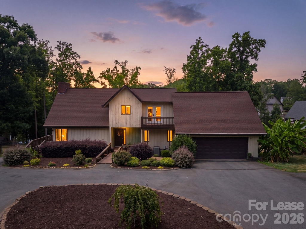 256 Greenbay Road - Photo 2