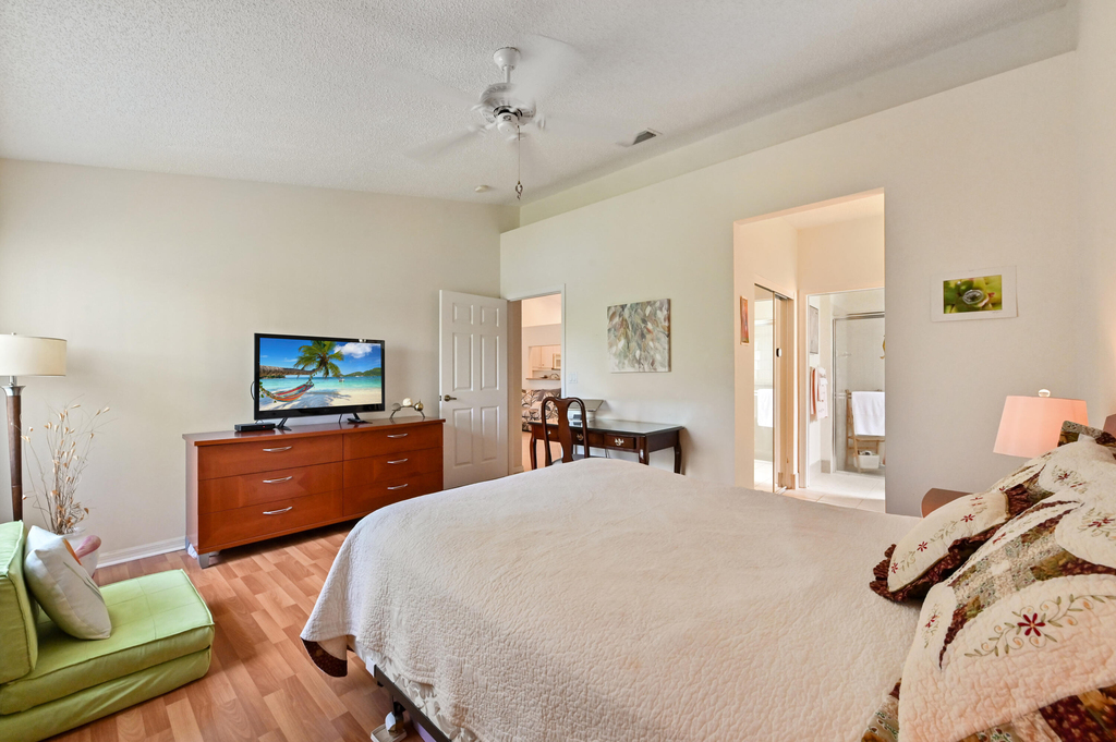 6077 Lake Hibiscus Drive - Photo 20