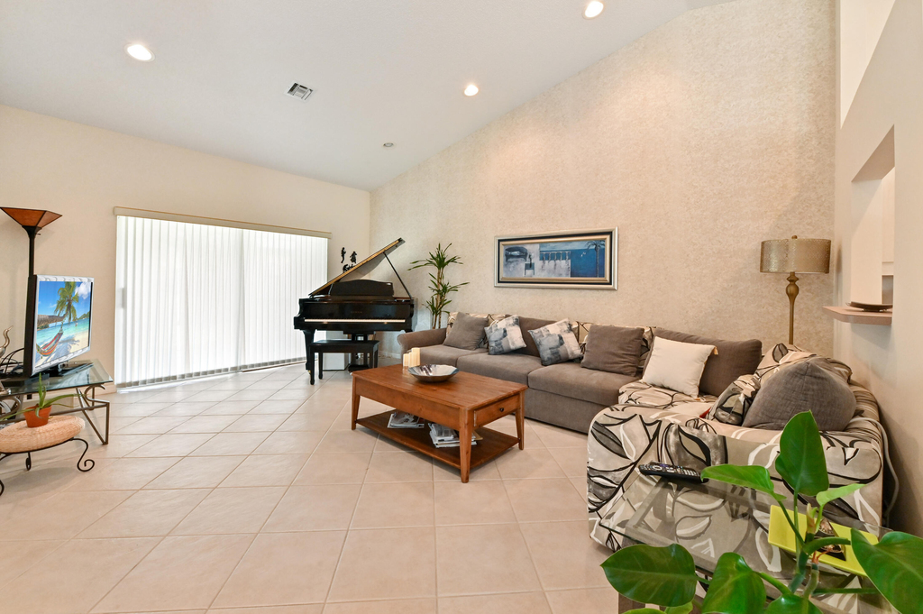 6077 Lake Hibiscus Drive - Photo 18