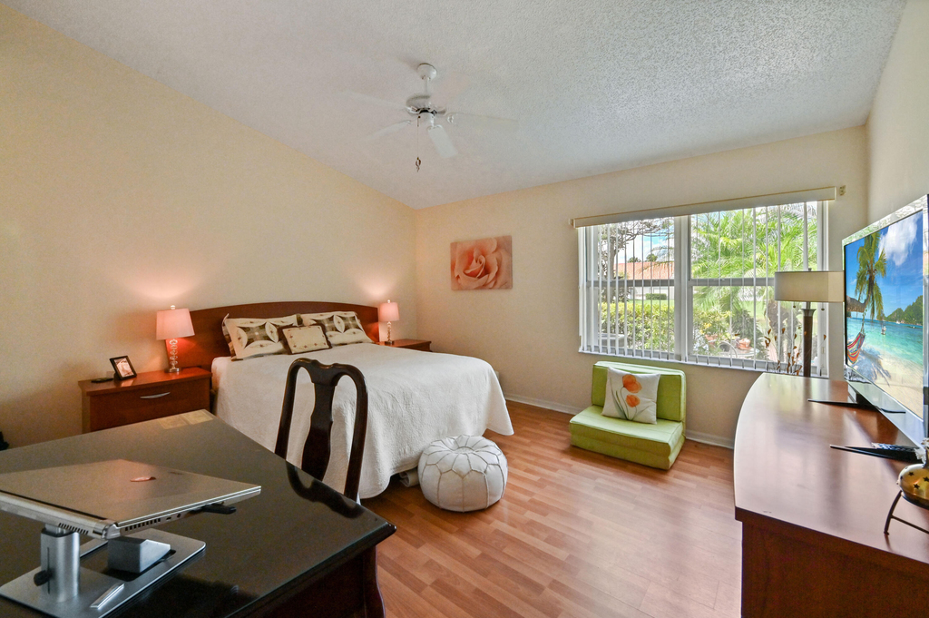 6077 Lake Hibiscus Drive - Photo 21