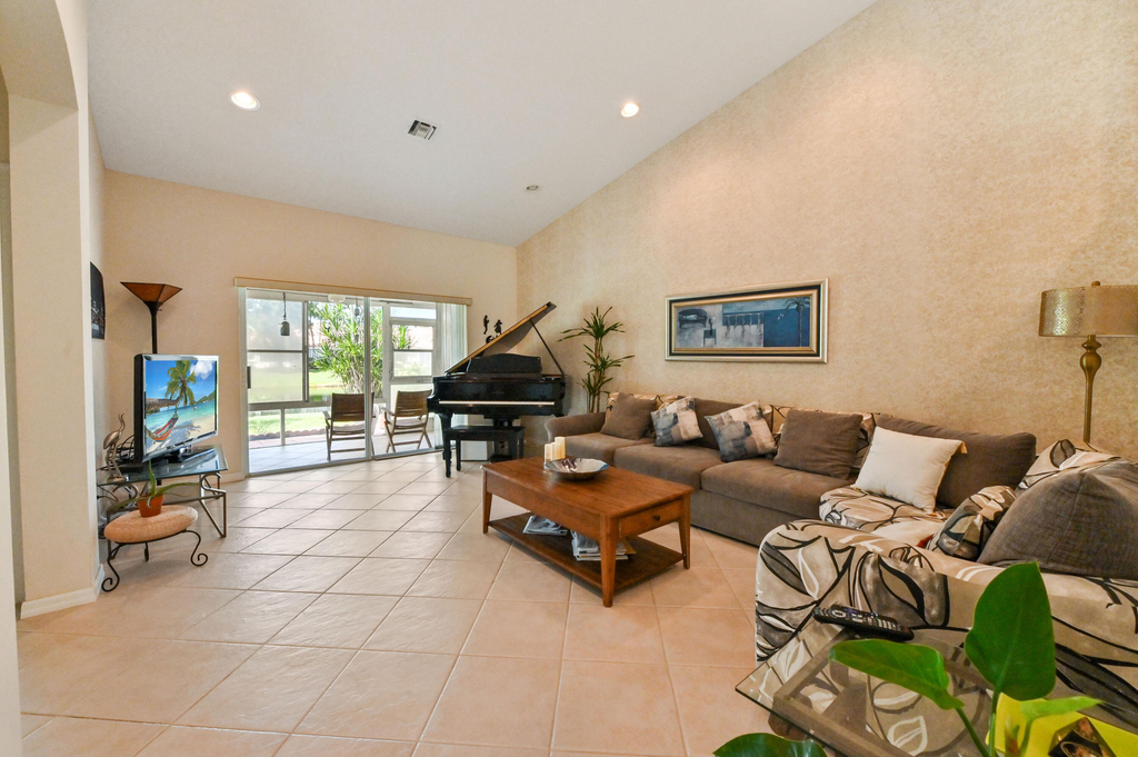 6077 Lake Hibiscus Drive - Photo 14
