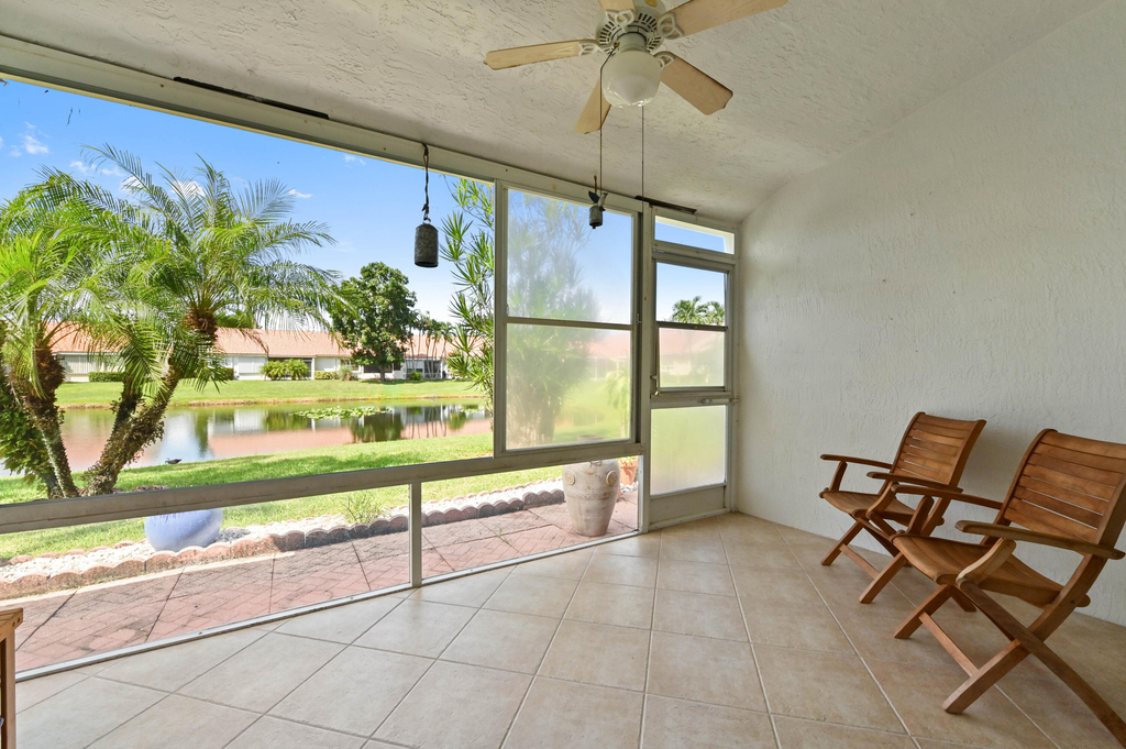 6077 Lake Hibiscus Drive - Photo 26