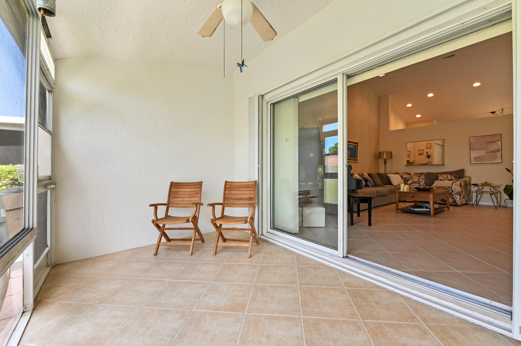6077 Lake Hibiscus Drive - Photo 28