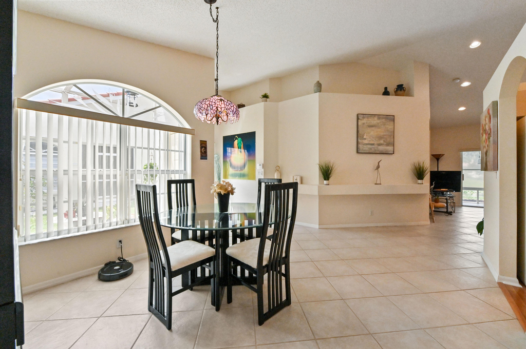 6077 Lake Hibiscus Drive - Photo 6