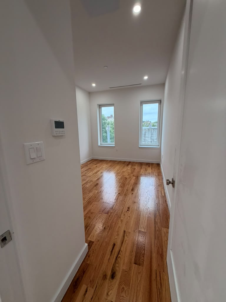 384 Chauncey Street - Photo 6