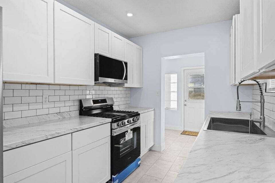 139 Alma Court - Photo 6