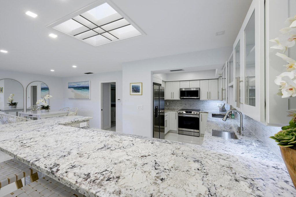 11335 Twelve Oaks Way - Photo 6