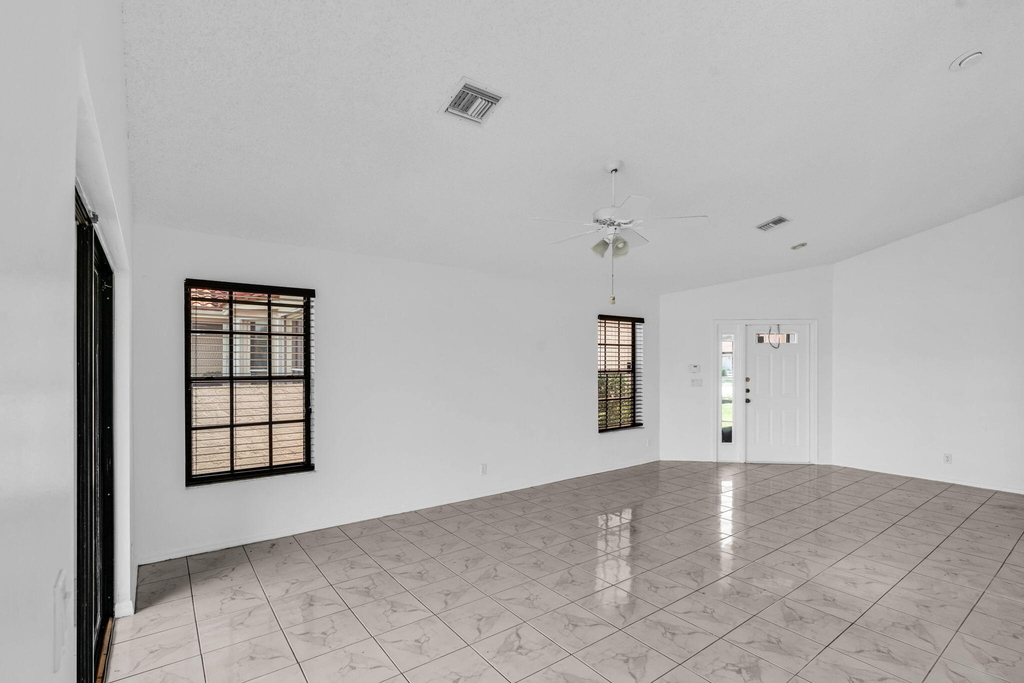 12382 Pleasant Green Way - Photo 14