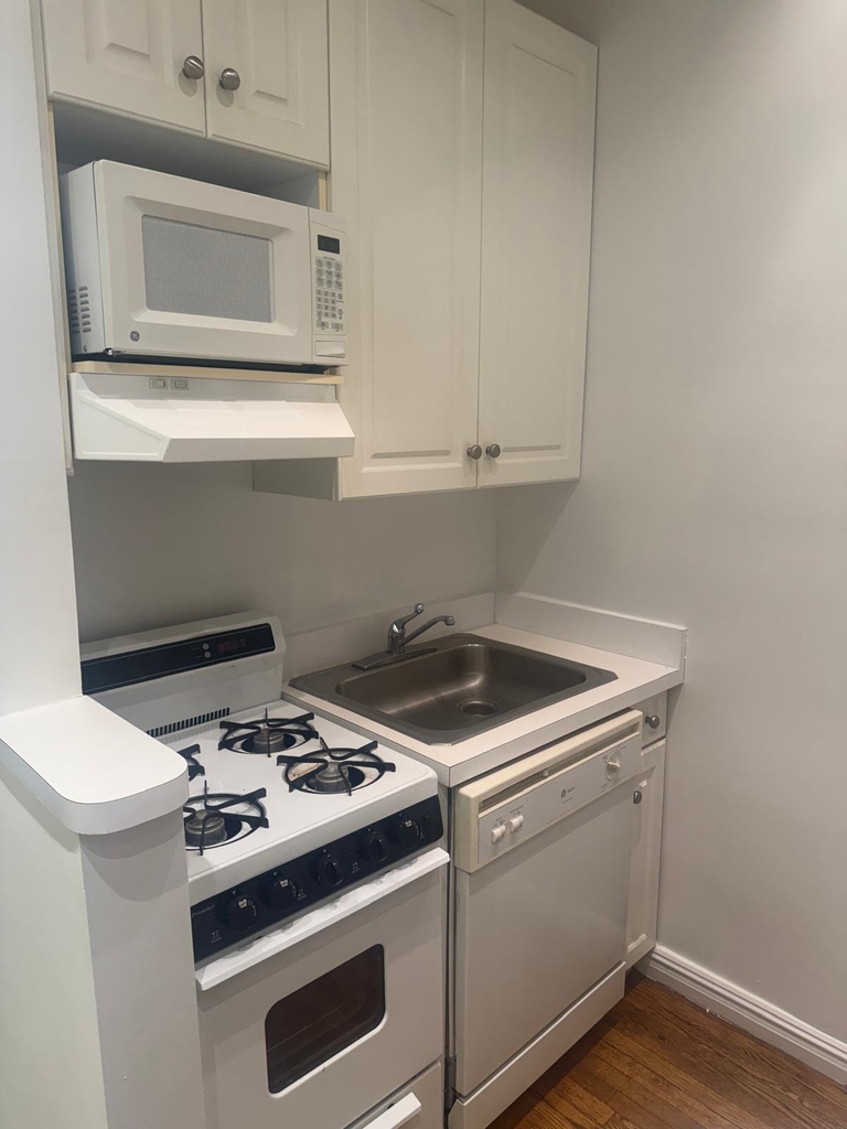 East 83rd Street - Photo 1