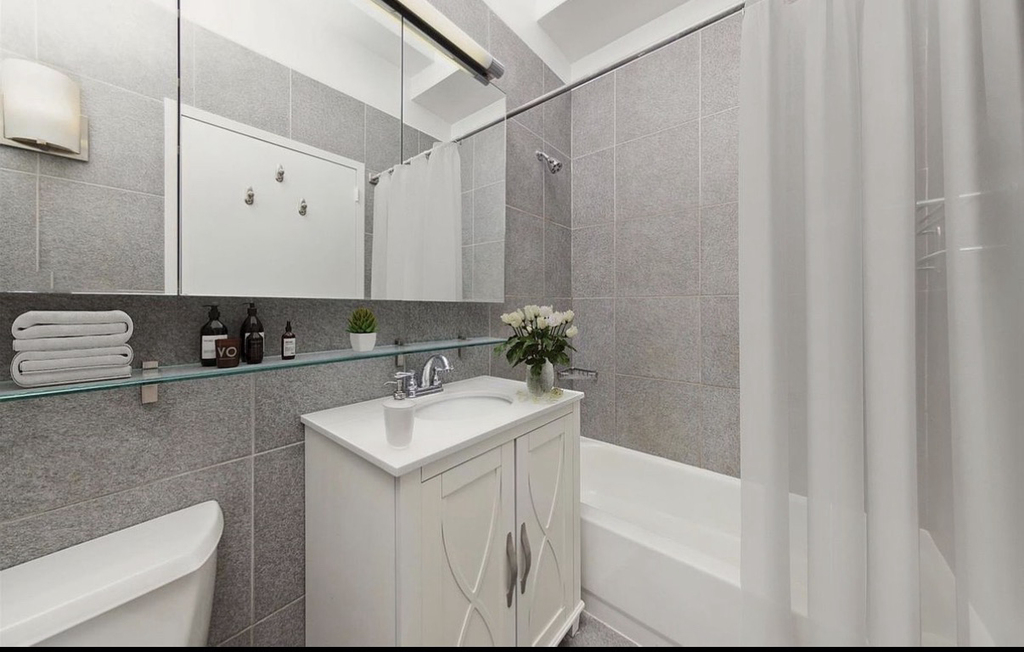10 Water Street - Photo 6