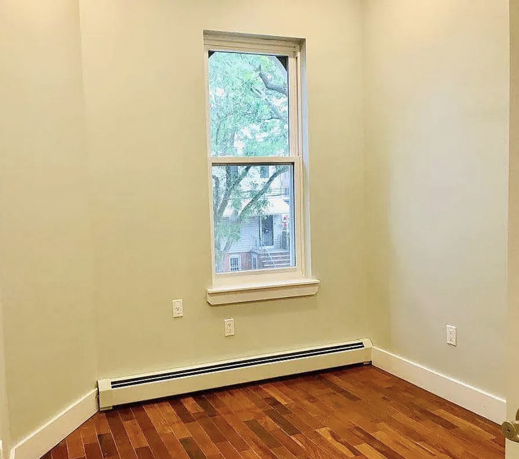 163 Atkins Avenue - Photo 4