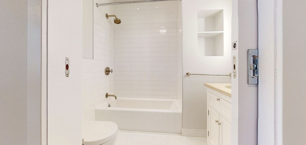 448 Broome Street - Photo 14